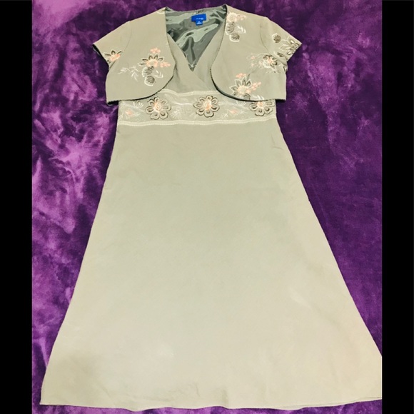 PRICE DROP! JH Collectable Olive Green Dress - Picture 2 of 3